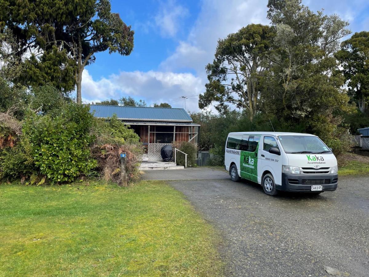 هاف مون باي Kaka Retreat Motel, Stewart Island المظهر الخارجي الصورة